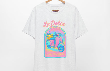 LA DOLCE RIDE: PINK SCOOTER DREAMS UNISEX TEE